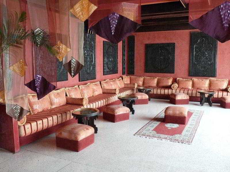 Hamilton Hotel 3*